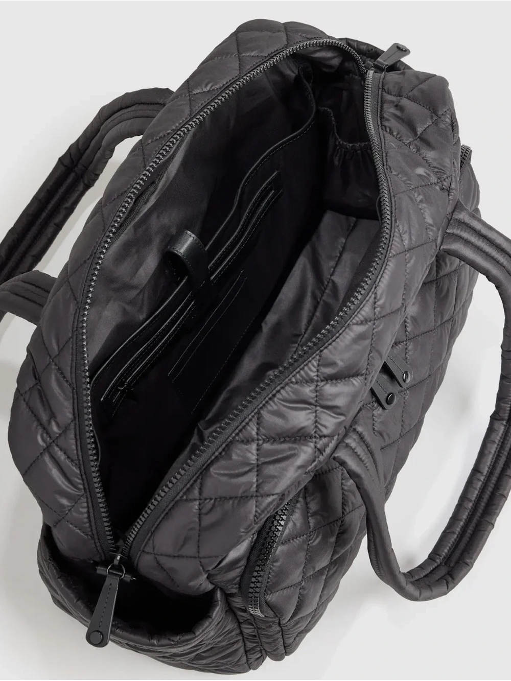 Quince Transit Quilted Duffle Bag in Navy